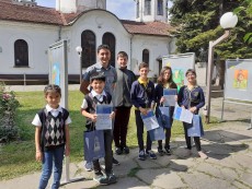 Художници на Велизар Захариев с отличия от конкурса „Свободата даром не се добива“