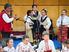 Красотата на българския фолклор оживя в годишния концерт „Нашето богатство“