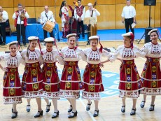 Красотата на българския фолклор оживя в годишния концерт „Нашето богатство“