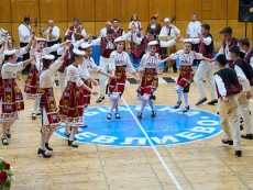 Красотата на българския фолклор оживя в годишния концерт „Нашето богатство“