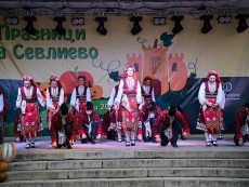 България в Севлиево по тиквено време с празничен концерт-спектакъл, юбилеен събор „Северняшки гайтани” и северняшко хоро на мегдана