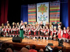Урок по родолюбие с патриотичния концерт „За България” на Школата по народно пеене и оркестър „Севлиево”