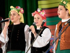 Урок по родолюбие с патриотичния концерт „За България” на Школата по народно пеене и оркестър „Севлиево”