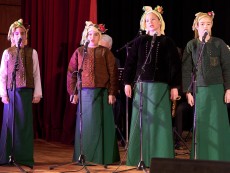 Урок по родолюбие с патриотичния концерт „За България” на Школата по народно пеене и оркестър „Севлиево”