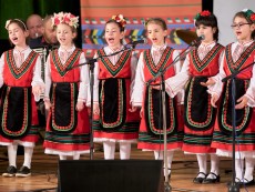 Урок по родолюбие с патриотичния концерт „За България” на Школата по народно пеене и оркестър „Севлиево”
