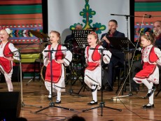 Урок по родолюбие с патриотичния концерт „За България” на Школата по народно пеене и оркестър „Севлиево”