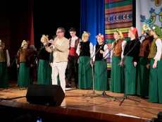 Урок по родолюбие с патриотичния концерт „За България” на Школата по народно пеене и оркестър „Севлиево”
