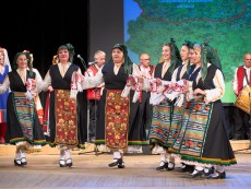 Грандиозен концерт-спектакъл „Пъстра България” представи Ансамбъл „Развитие”