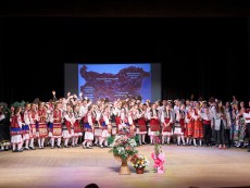 Грандиозен концерт-спектакъл „Пъстра България” представи Ансамбъл „Развитие”