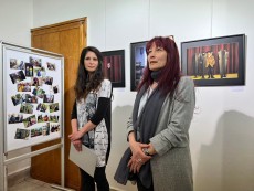 Духа зад кулисите в симбиоза на изкуствата фотография и поезия представи „Читалището – поглед отвътре”
