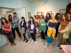 Изложбата „Църковна дърворезба” с рисунки и пластики – връзка с корените и традициите 