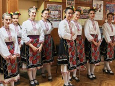 „Никой не е по-голям от хляба” – лятна седянка с обичаи, традиции и народни хора