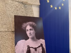 Ваня Георгиева – носителка на наградата за севлиевска поетеса в Националния литературен конкурс „Мара Белчева”