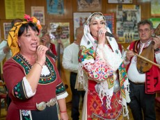 На седянка представиха есенните празници и обредност