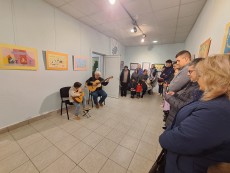 Реализъм и абстрактност в детските рисунки чрез „Нюанси с цвят на музика”