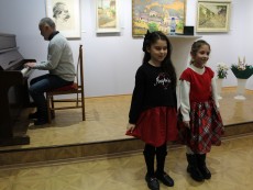 Насаме с поетесата Ваня Георгиева и новата й детска книга „Цветопад”