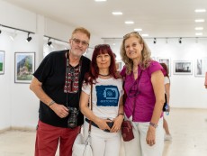 Фотоклуб „Севлиево” откри сборна изложба в единствения Музей на фотографията у нас