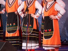 Коледна палитра с песни – благослов, концерт с послание от „Шарени цветенца”