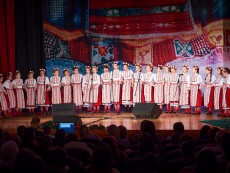 Коледна палитра с песни – благослов, концерт с послание от „Шарени цветенца”