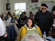 Букет от светлина и поезия от поетите за Бабинден