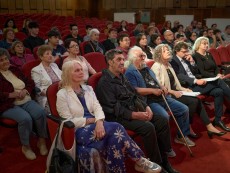 Красотата на словото и силата на кадъра – алманах „Бразди” и фото „алБУМЪТ”, книжните издания за 155 години Читалище