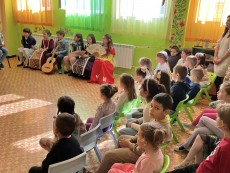Разходка „От Севлиево до Венеция” с музикално-образователно пътешествие от деца за деца