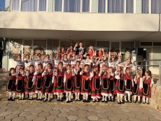Талант и родолюбие, увенчани с награди – признание за славейчетата на Цветина Маринова