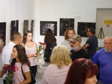 Откриване на фотоизложбата