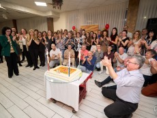 Честити 20 години на Курс за народни хора „Развитие”! 