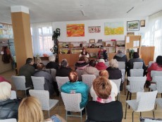 „Време за лешояди” гостува на сенничани