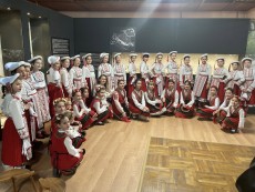 Пролетни празници – весело, пъстро, Великденско!