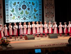 „Крайдунавска приказка“ – магия от гласове, родова памет и традиция