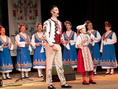 „Крайдунавска приказка“ – магия от гласове, родова памет и традиция