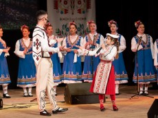 „Крайдунавска приказка“ – магия от гласове, родова памет и традиция