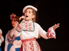 „Крайдунавска приказка“ – магия от гласове, родова памет и традиция