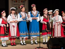 „Крайдунавска приказка“ – магия от гласове, родова памет и традиция