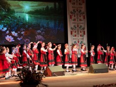 „Крайдунавска приказка“ – магия от гласове, родова памет и традиция