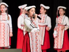 „Крайдунавска приказка“ – магия от гласове, родова памет и традиция