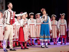 „Крайдунавска приказка“ – магия от гласове, родова памет и традиция
