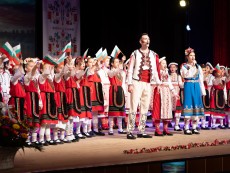„Крайдунавска приказка“ – магия от гласове, родова памет и традиция