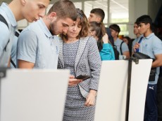Отличиха участниците в ученическия фотоконкурс „Промптография”