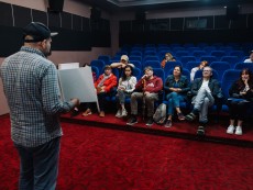 Свилен Начев в „Илюзията за смисъл“ – фотографията като съмнение и памет