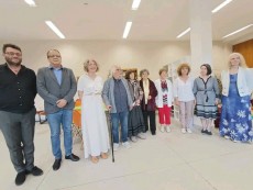 Поетична вечер с антологията „Омълнени треви“