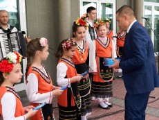 Наградиха читалищни деятели и дарители за заслуги и принос